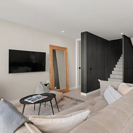 別荘 Karat アデヘ